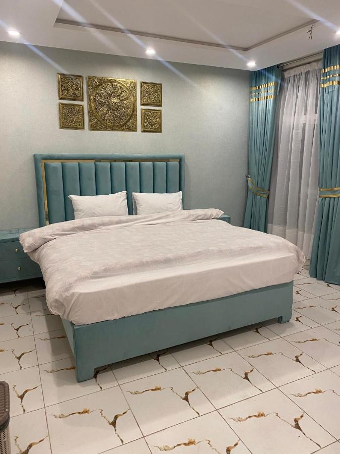 Burj Al Bahria Town Luxury Suites Lahore Exterior foto