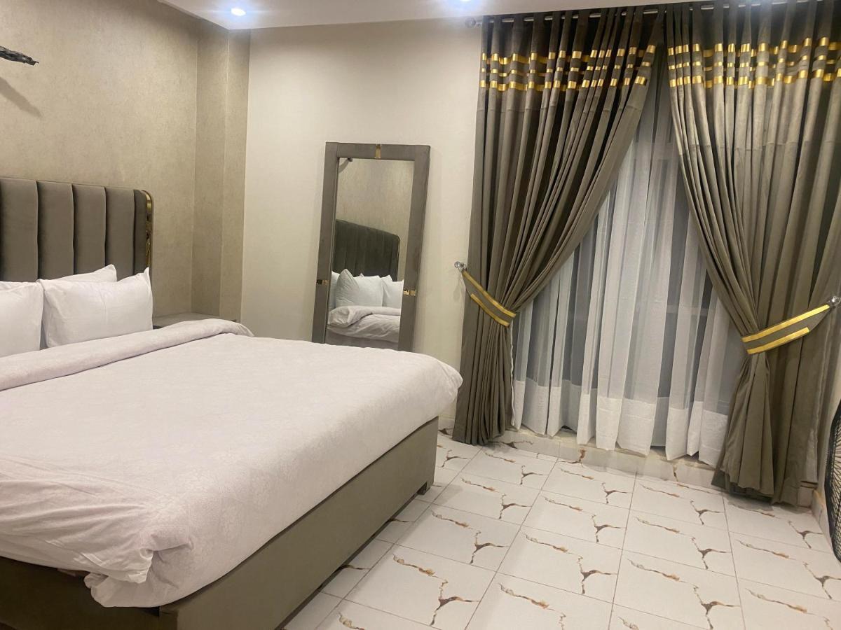 Burj Al Bahria Town Luxury Suites Lahore Exterior foto