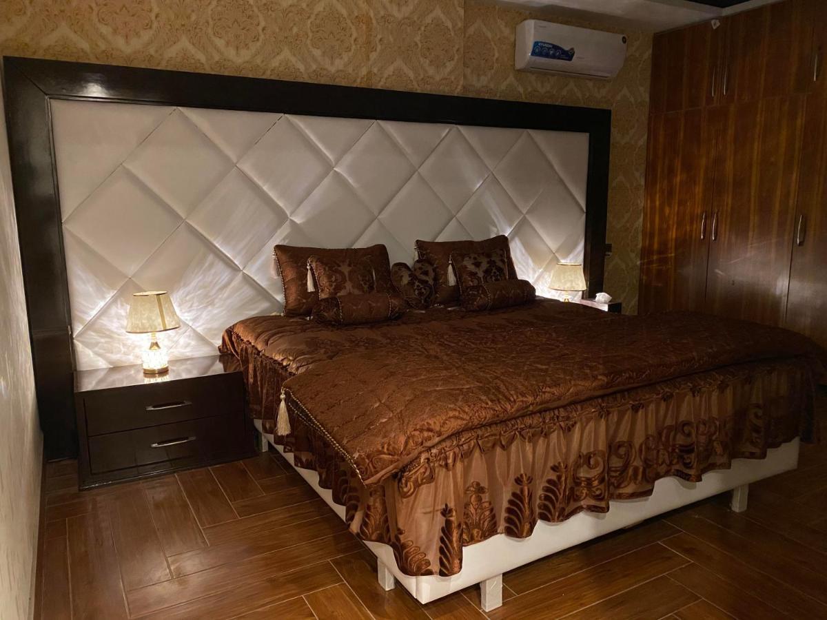 Burj Al Bahria Town Luxury Suites Lahore Exterior foto